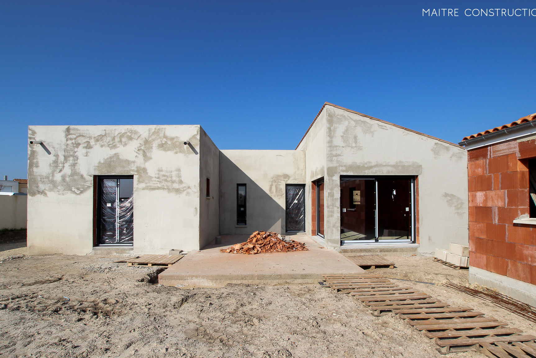 Villa contemporaine en cours de construction